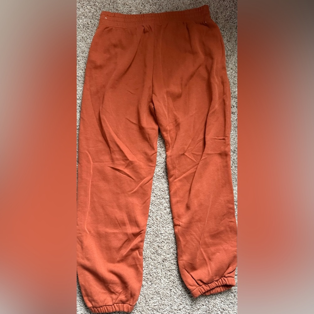 Nike Rust Fleece Joggers | Women’s Large | Like New